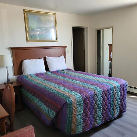 Canadiana Motel Sudbury Kültér fotó