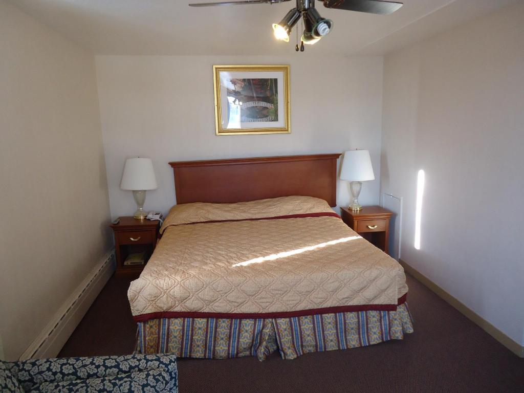 Canadiana Motel Sudbury Kültér fotó