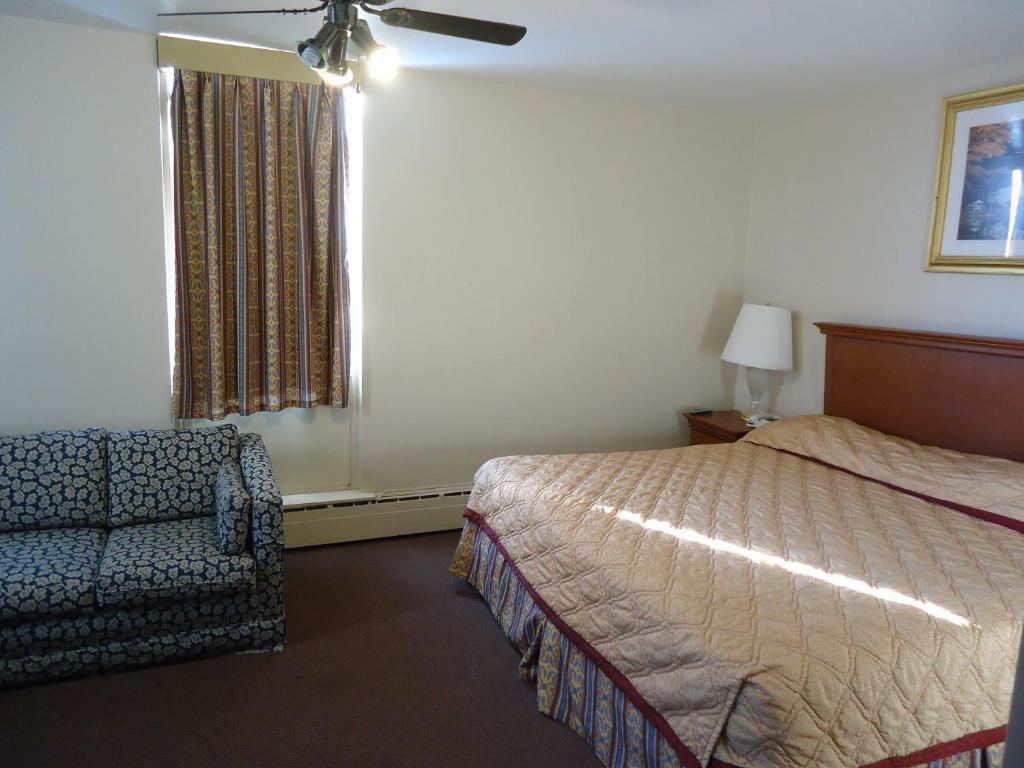 Canadiana Motel Sudbury Kültér fotó